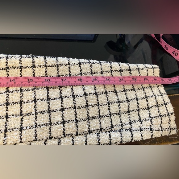 Rachel Zoe, Cream and Black Tweed Blazer, Double Breasted, Crest Buttons, SZ Med - Picture 14 of 15